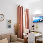 David's - Palazzo Tamborino דירה לצ'ה